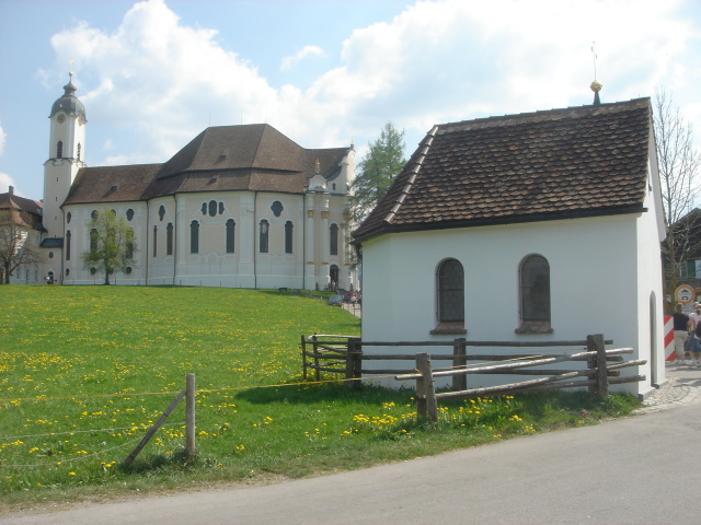 2007-04-28-07-Chapel-and-Church.JPG